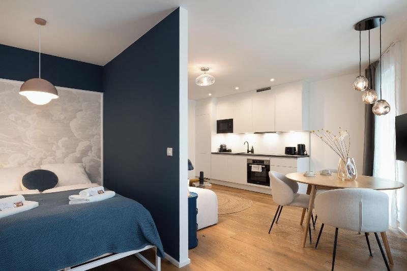 Vienna Heights Premium Apartments image