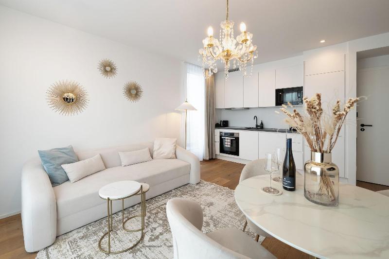Vienna Heights Premium Apartments image