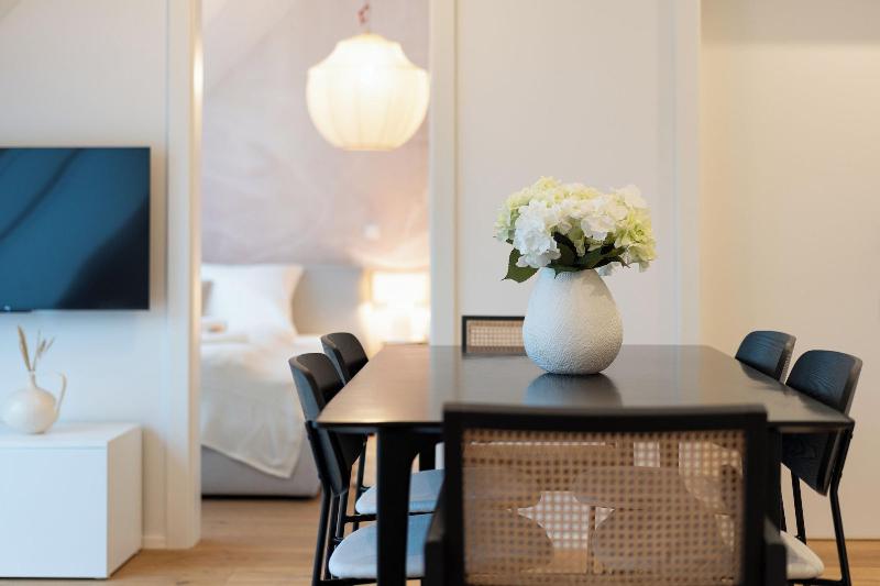Vienna Heights Premium Apartments image
