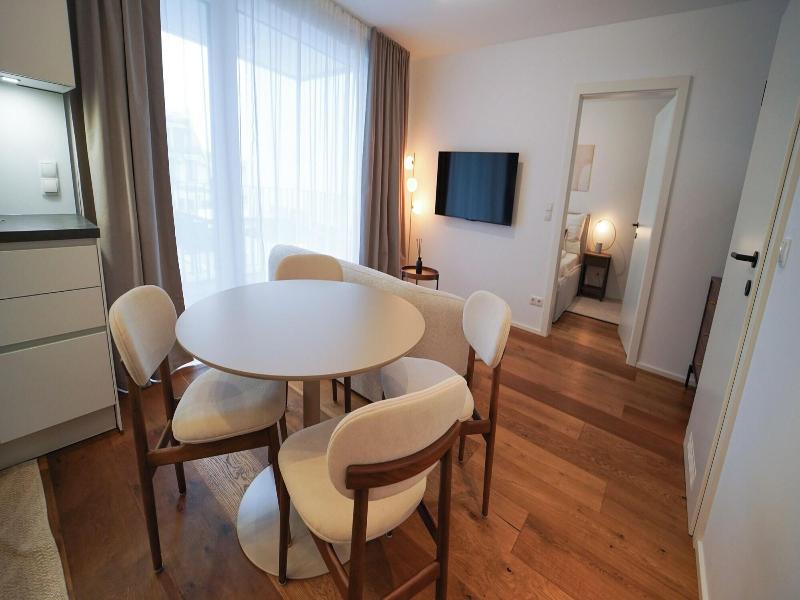 Vienna Heights Premium Apartments image
