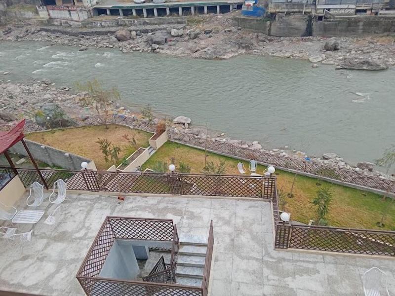 Riveria The Edge Hotel image