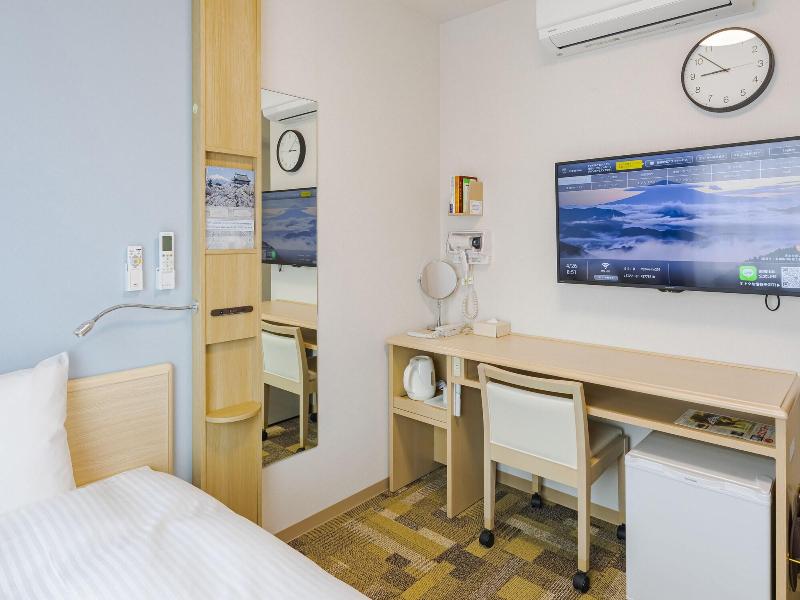 Toyoko Inn Futamatagawa Eki Kita Guchi image