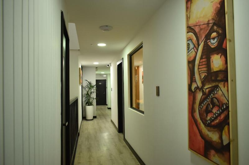 Vaway Hotel image