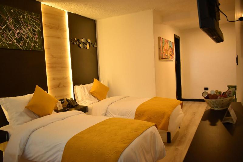Vaway Hotel image