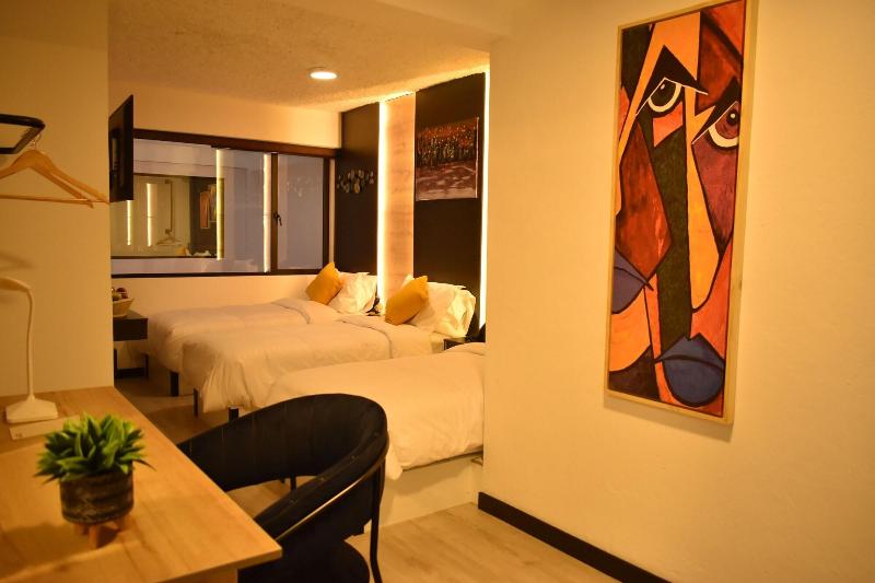 Vaway Hotel image