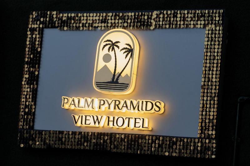 Palm Pyramids image