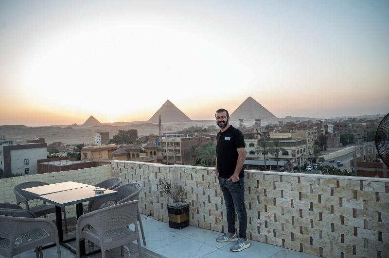 Palm Pyramids image