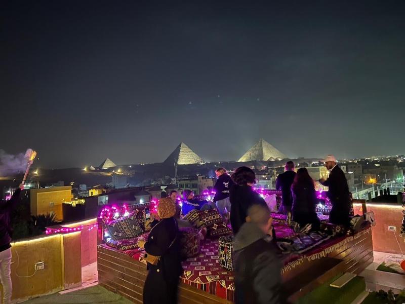 Palm Pyramids image