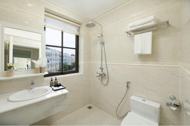 Sun Diamond Hotel image