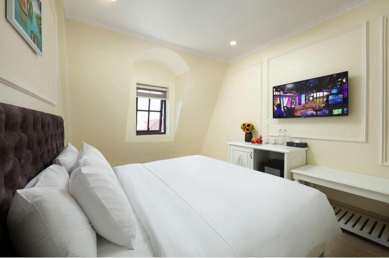 Sun Diamond Hotel image