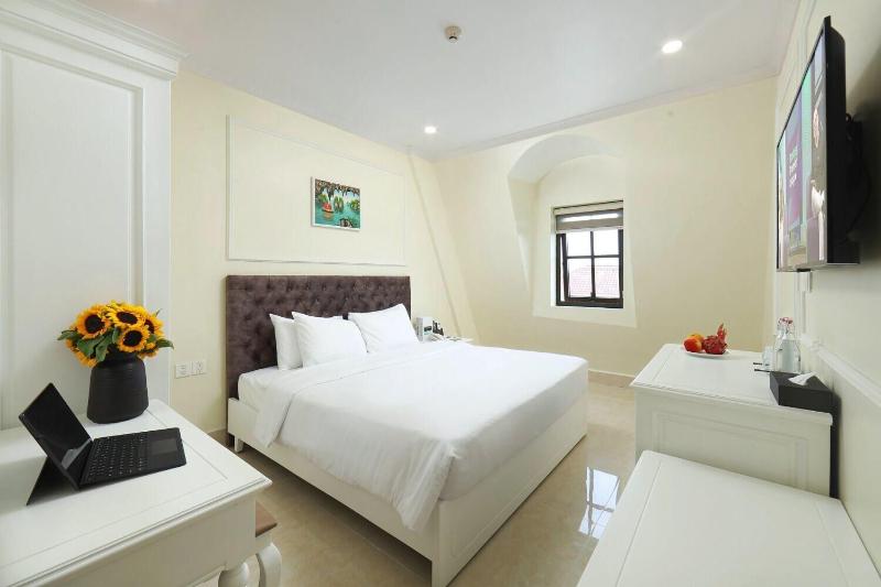 Sun Diamond Hotel image