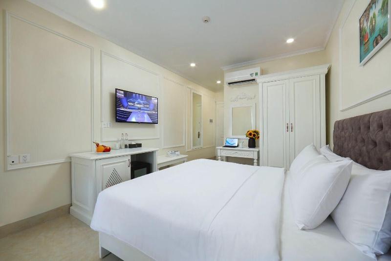 Sun Diamond Hotel image