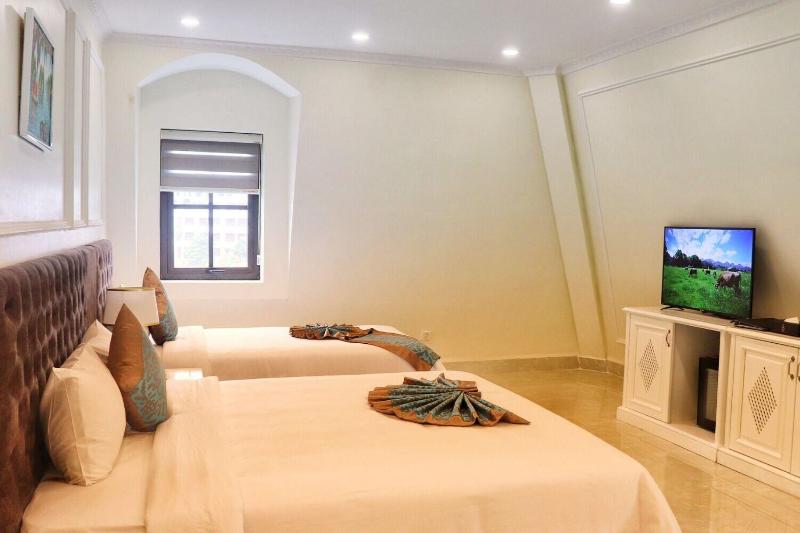 Sun Diamond Hotel image