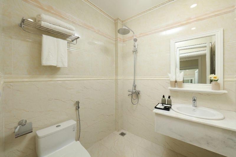 Sun Diamond Hotel image