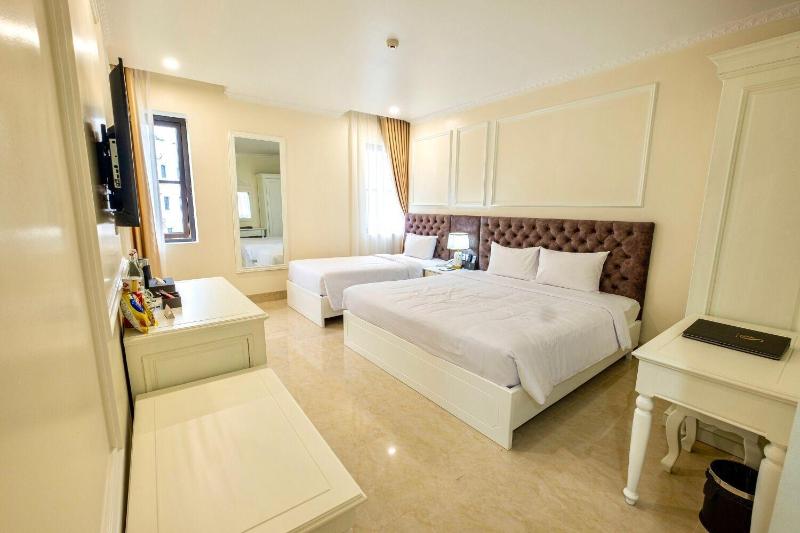 Sun Diamond Hotel image