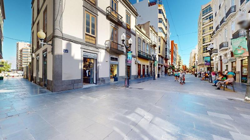 Triana Rooms Eh image