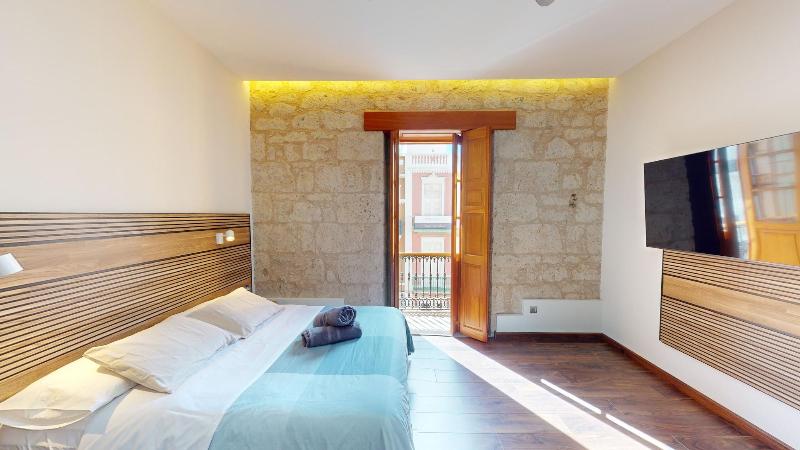 Triana Rooms Eh image