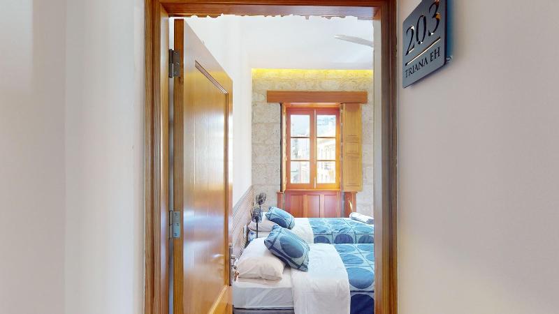 Triana Rooms Eh image