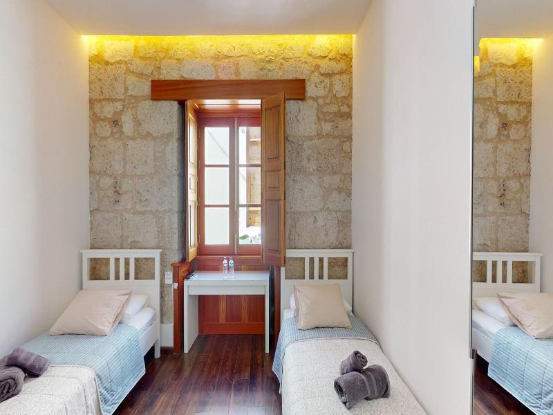 Triana Rooms Eh image