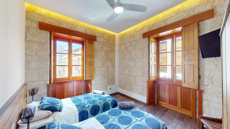 Triana Rooms Eh image