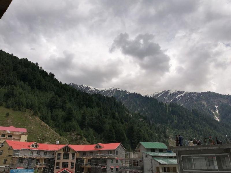 Rose Valley Hotel Naran image