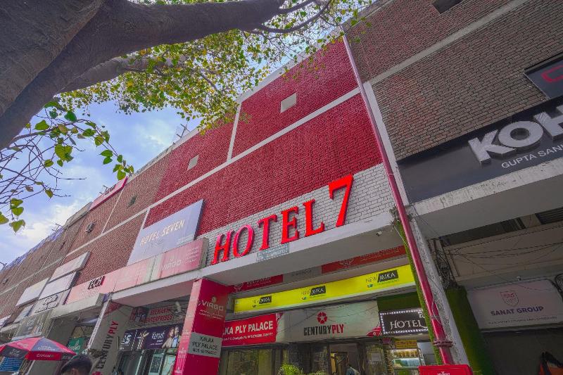 Hotel Seven image