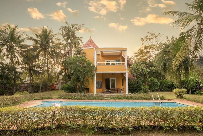 Truliv Villa Macarena image