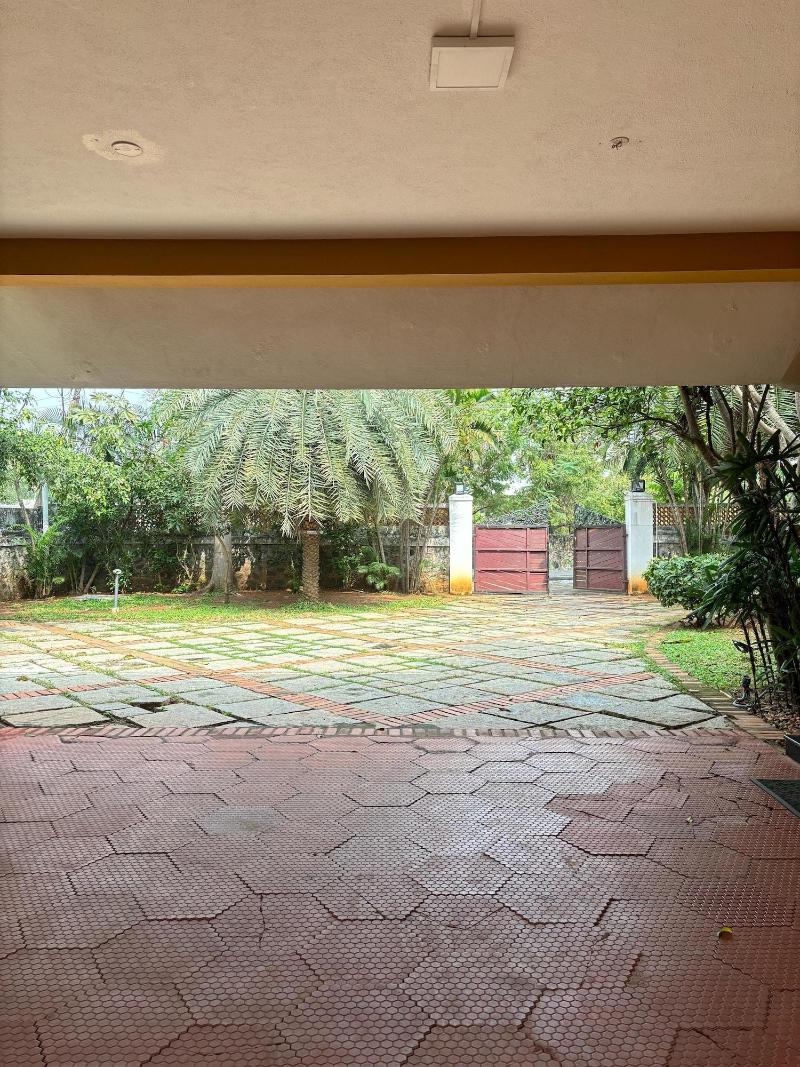 Truliv Villa Macarena image