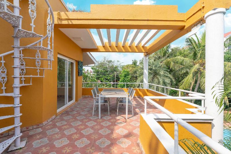 Truliv Villa Macarena image