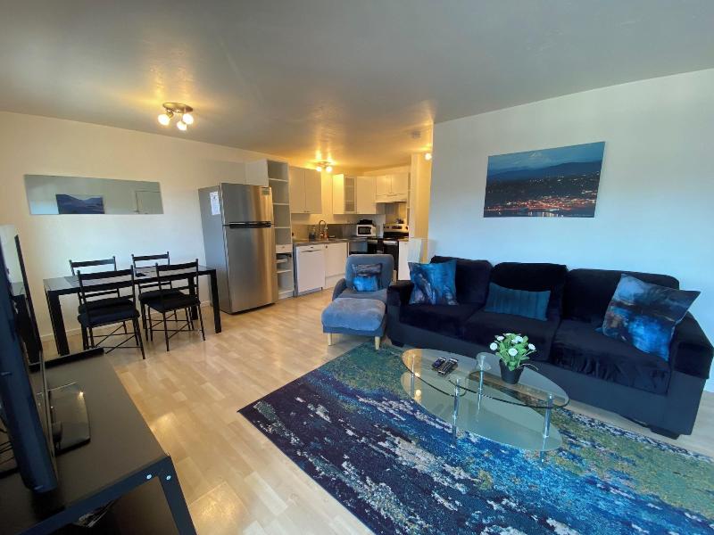 Hood River Suites Apartment Hotel