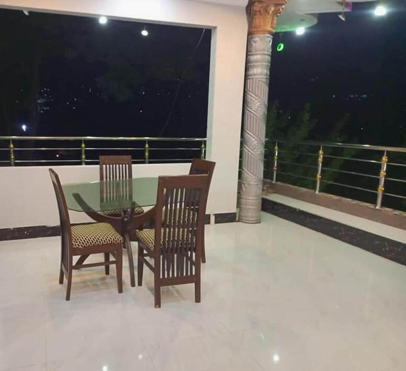 Blue Bell Hotel And Restaurant Balakot image