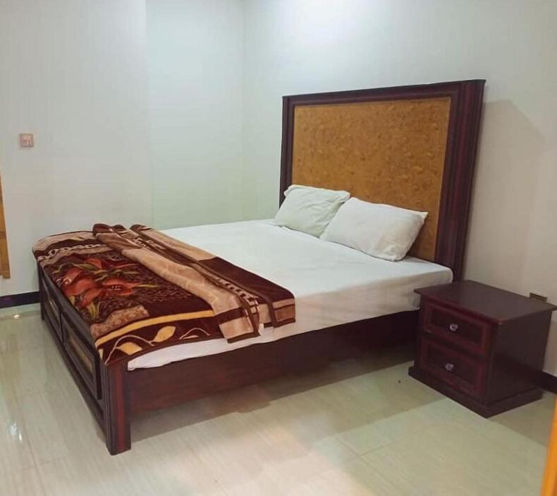 Blue Bell Hotel And Restaurant Balakot image