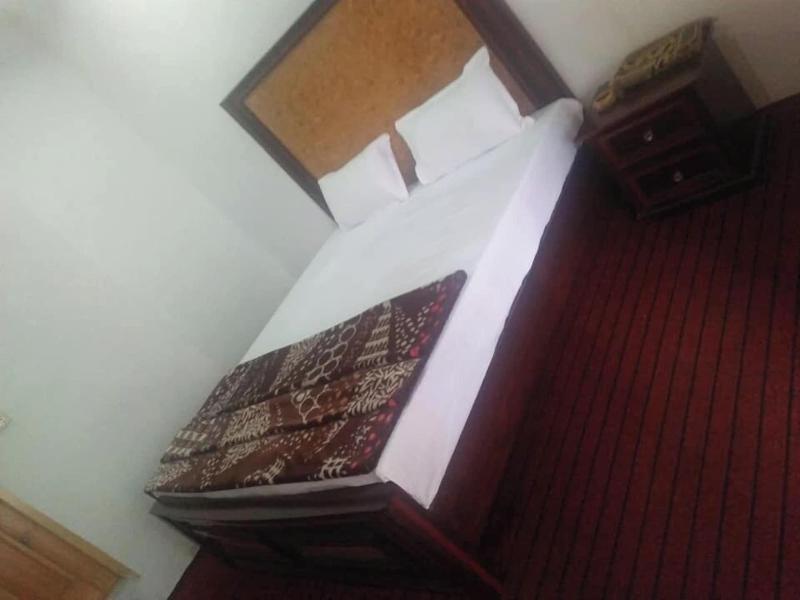 Blue Bell Hotel And Restaurant Balakot image