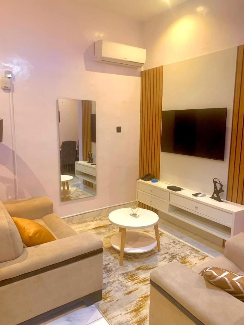 Sapphire Residences By Crystal image