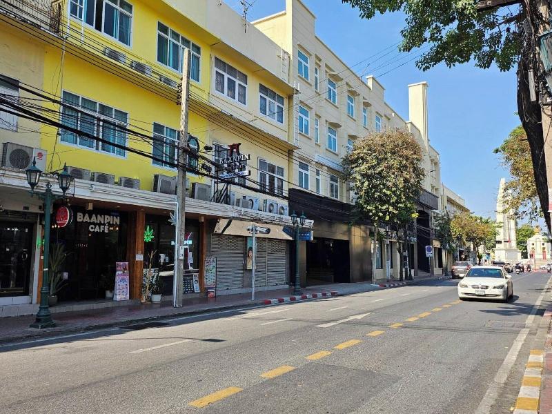 Baanpin Hotel And Cafe image