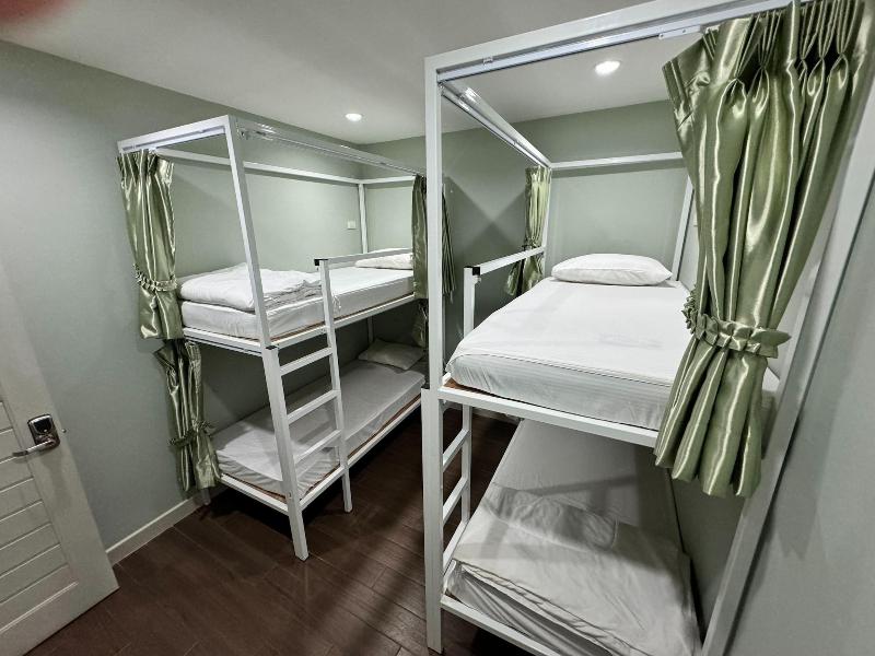Baanpin Hotel And Cafe image