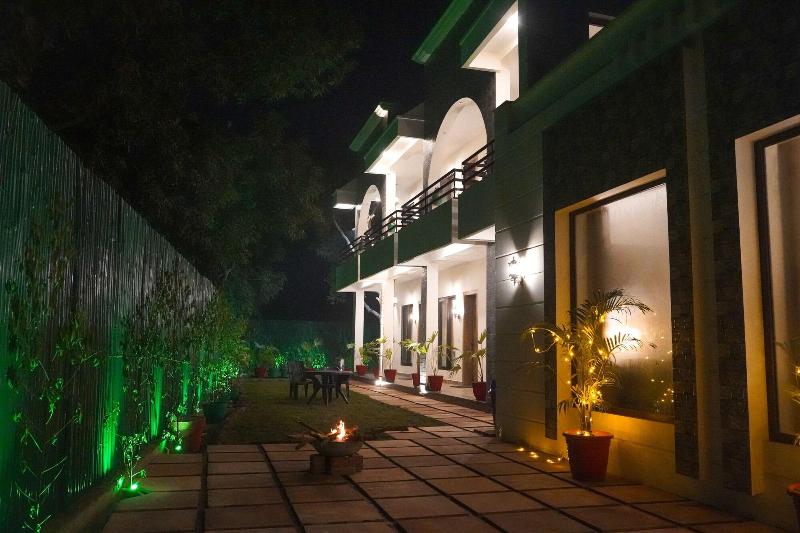 Wild Pensione Resort image