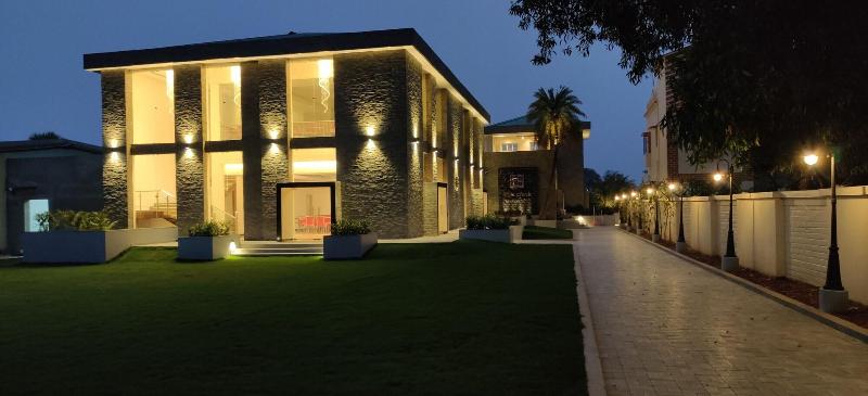 The Creek Boutique Resort Spa