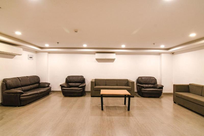 Fabhotel Sayeeda International image
