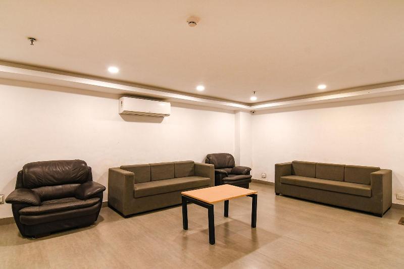 Fabhotel Sayeeda International image