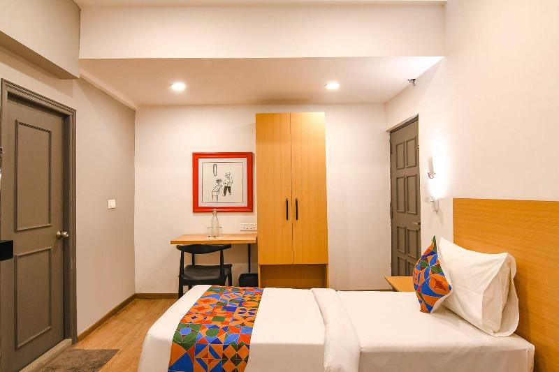 Fabhotel Sayeeda International image
