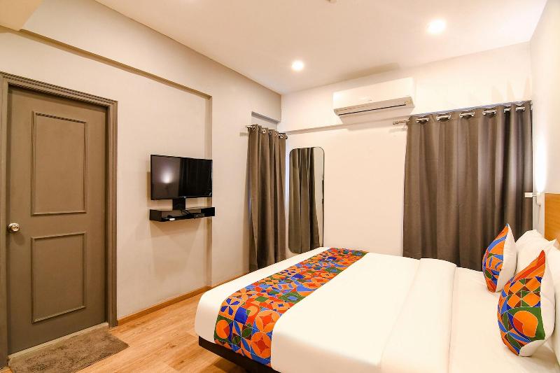 Fabhotel Sayeeda International image