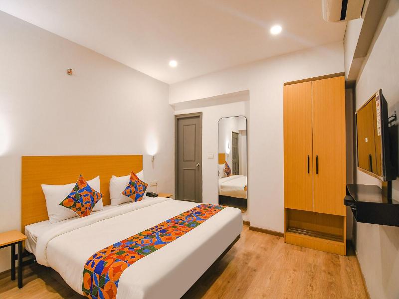Fabhotel Sayeeda International image