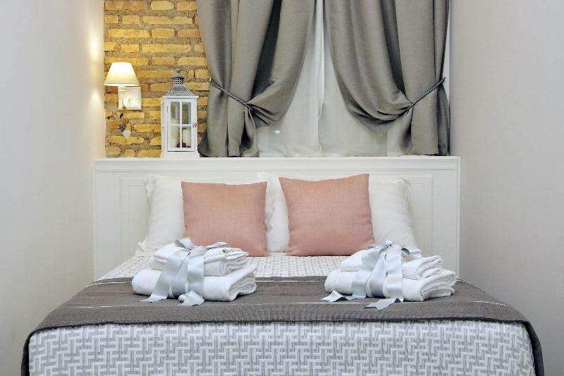 Roman Holiday Suites image
