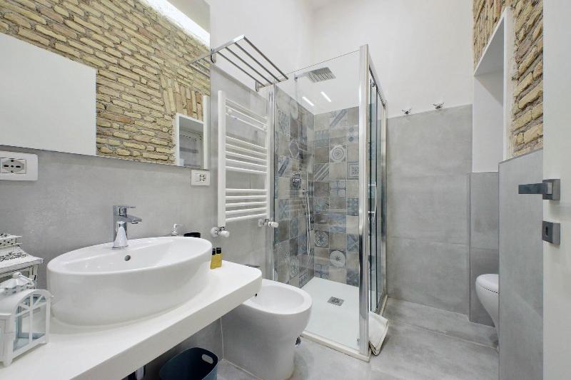 Roman Holiday Suites image