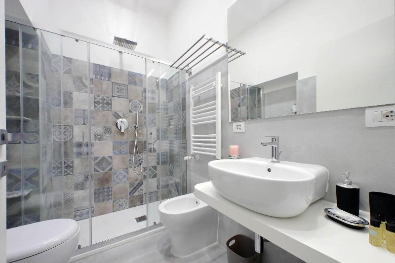 Roman Holiday Suites image