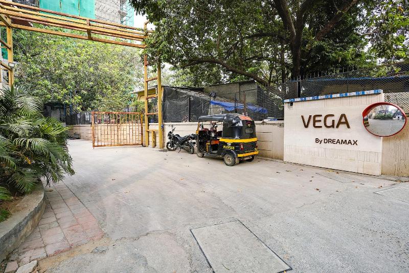 Fabhotel Freedom International image