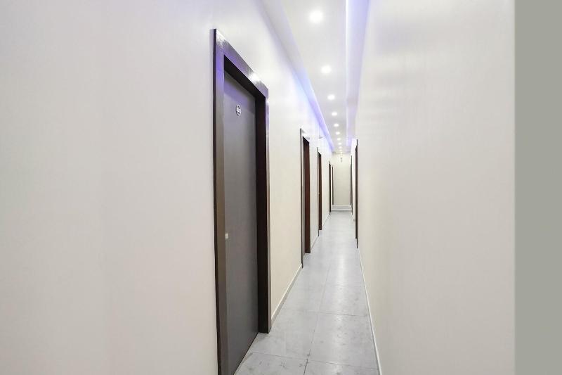 Fabhotel Freedom International image