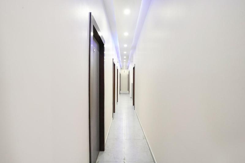 Fabhotel Freedom International image