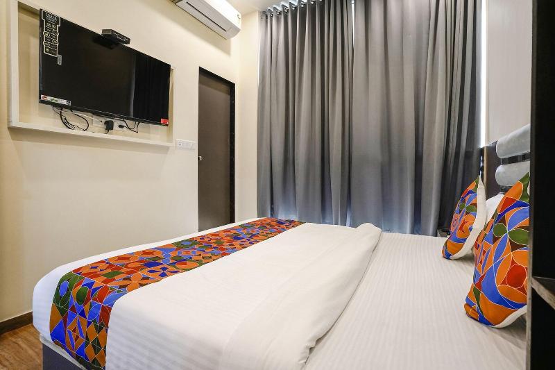 Fabhotel Freedom International image